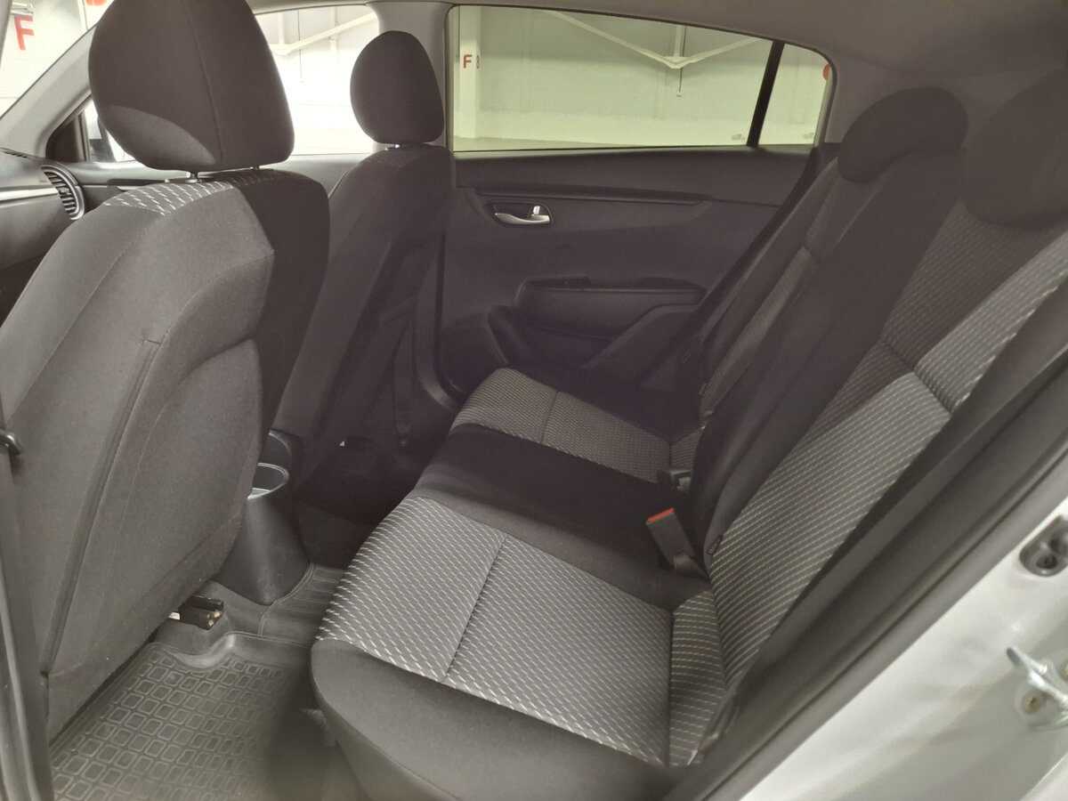 Купить Kia Rio с пробегом. Фото: #11