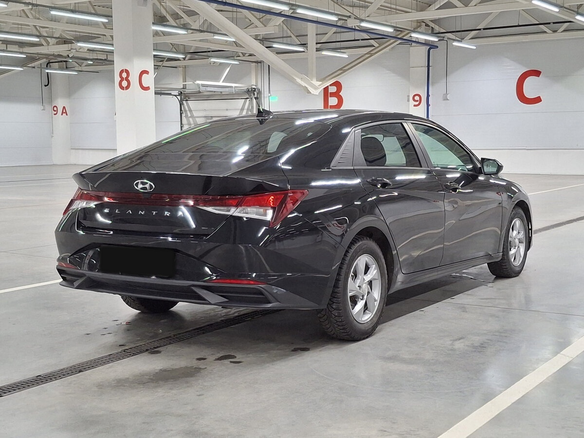 Купить Hyundai Elantra с пробегом. Фото: #4