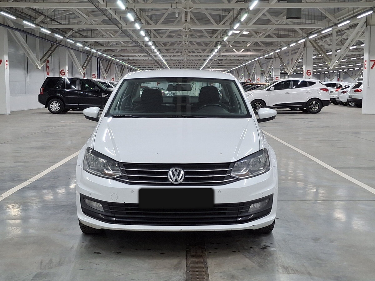 Купить Volkswagen Polo с пробегом. Фото: #1
