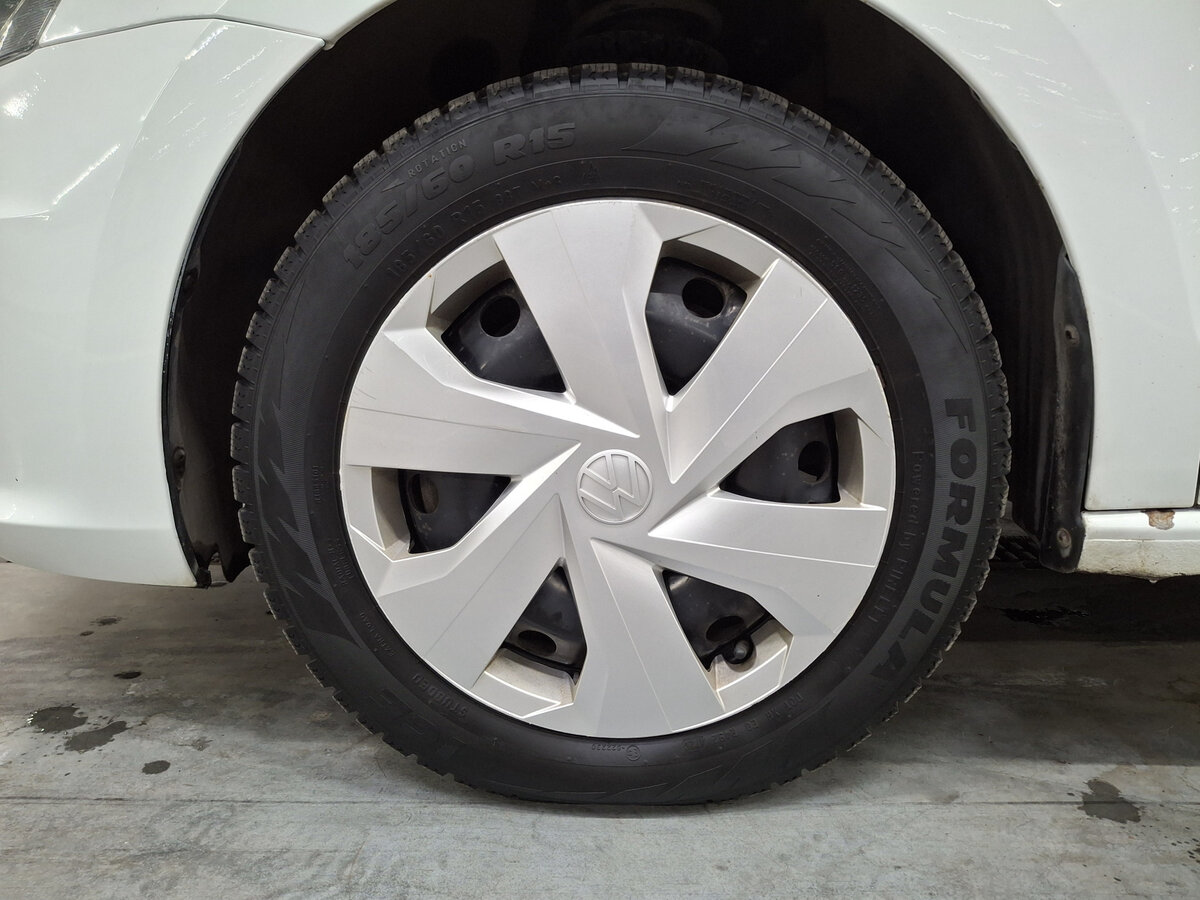 Купить Volkswagen Polo с пробегом. Фото: #16