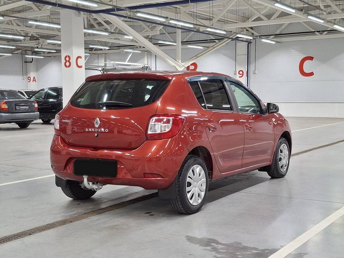Купить Renault Sandero с пробегом. Фото: #4