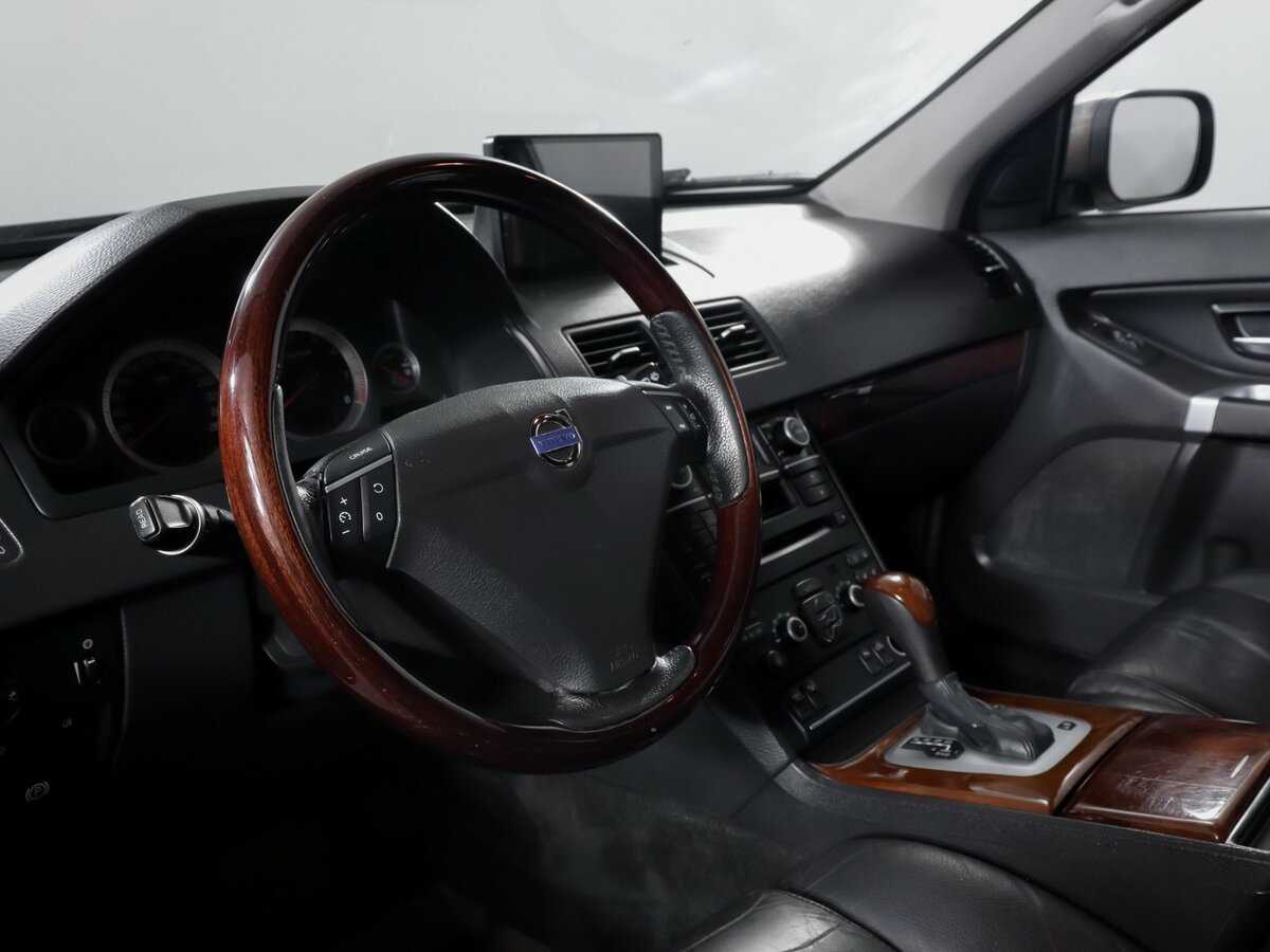 Купить Volvo XC90 с пробегом. Фото: #12