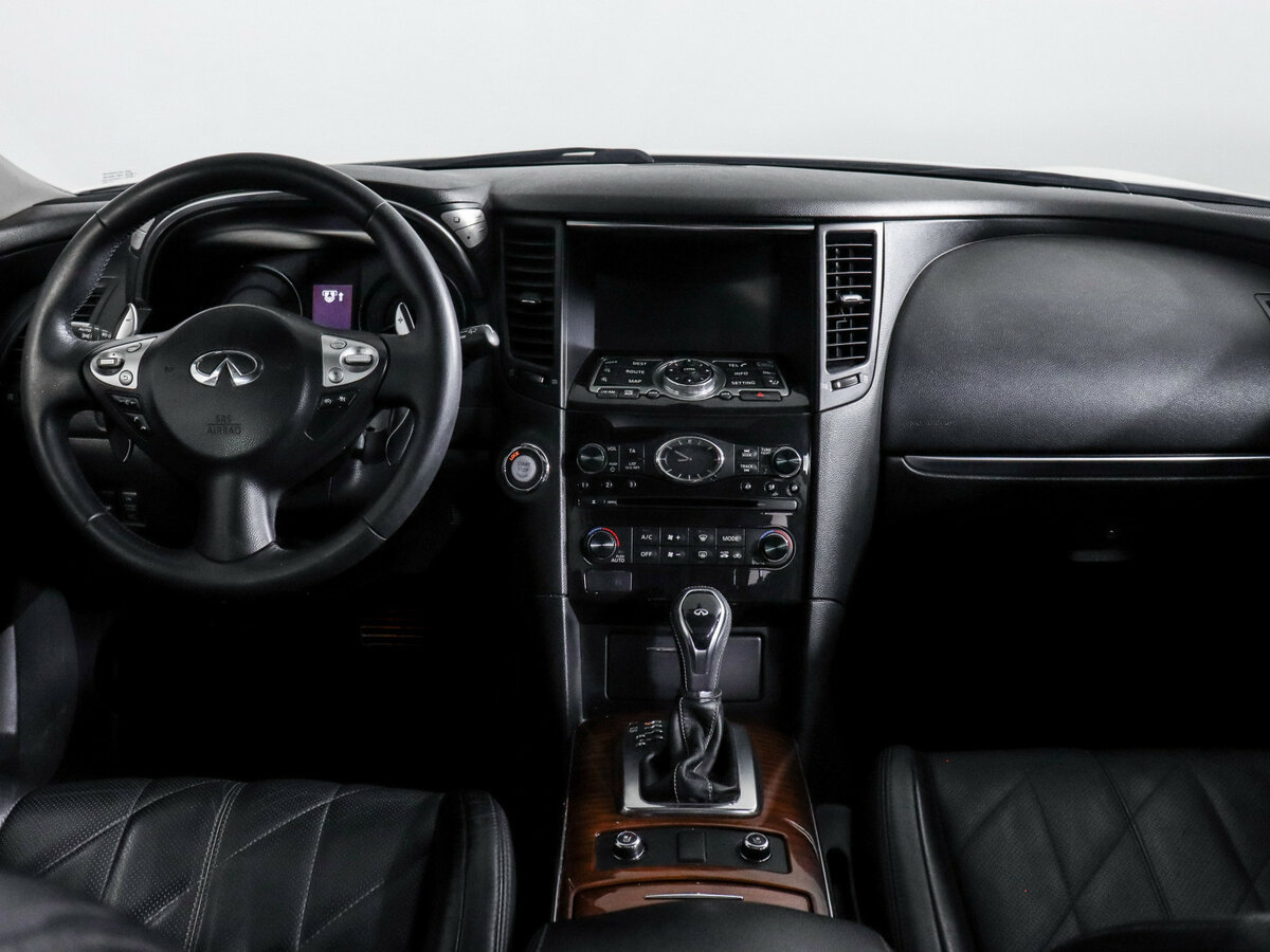 Купить Infiniti FX с пробегом. Фото: #9