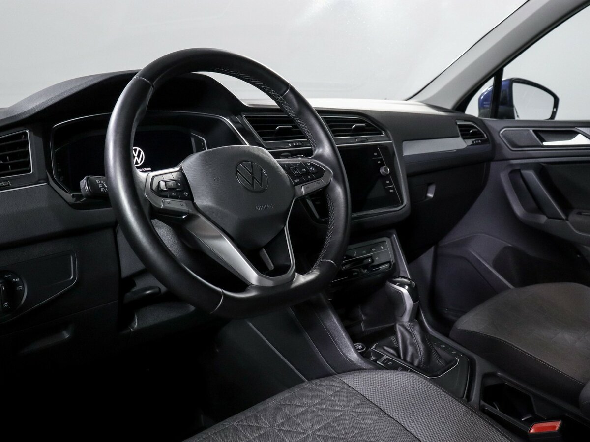 Купить Volkswagen Tiguan с пробегом. Фото: #10