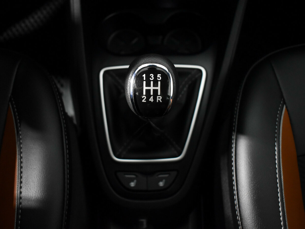 Купить Lada (ВАЗ) Vesta с пробегом. Фото: #9