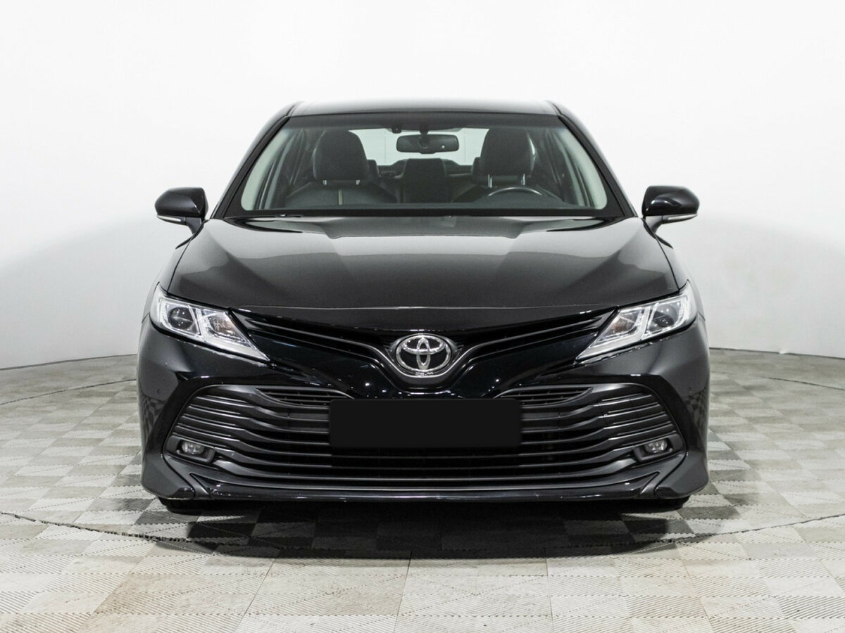 Купить Toyota Camry с пробегом. Фото: #1
