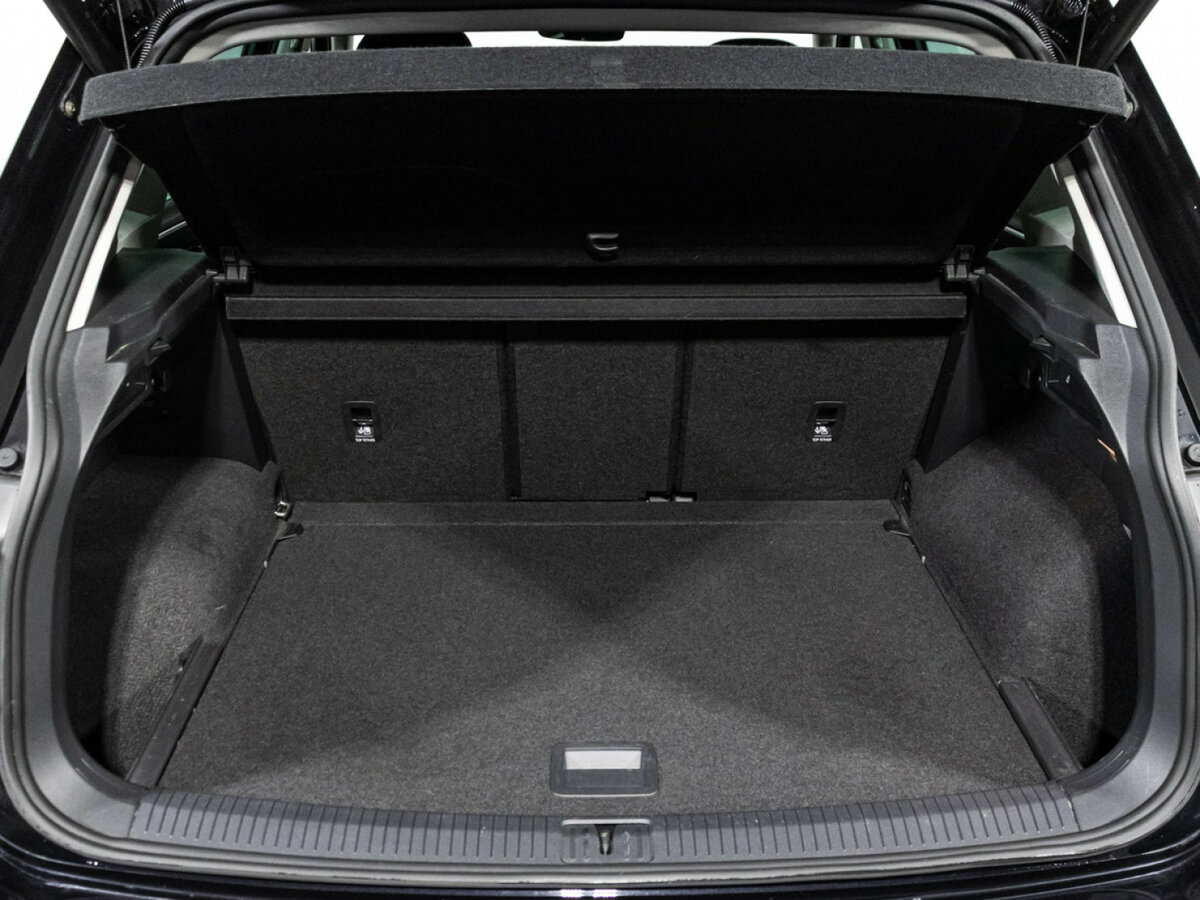 Купить Volkswagen Tiguan с пробегом. Фото: #18