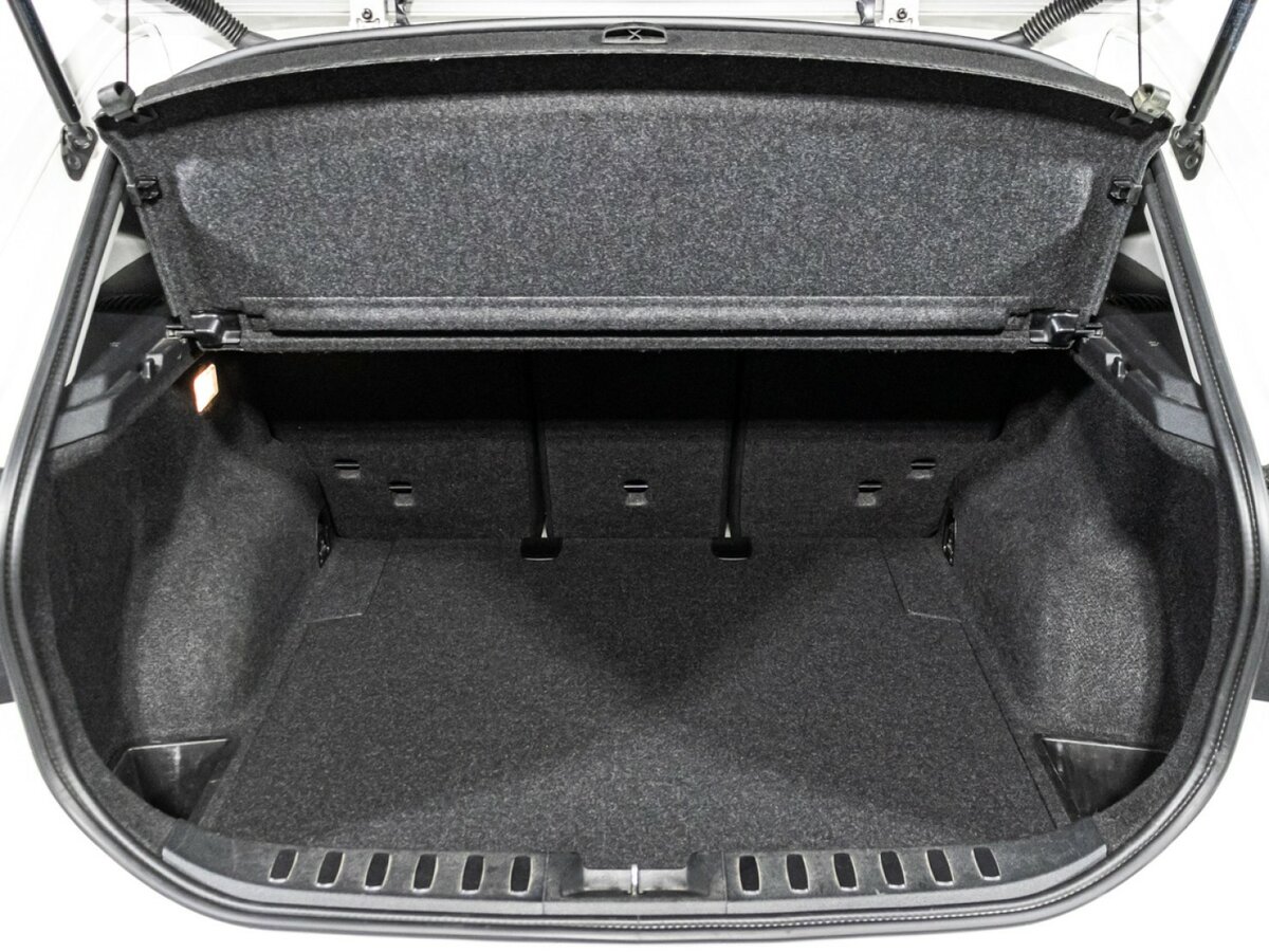 Купить BMW X1 с пробегом. Фото: #13