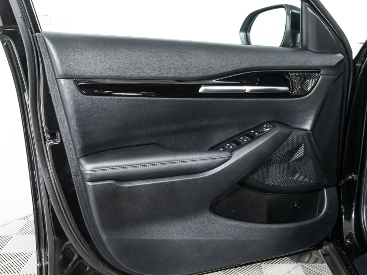 Купить Kia Seltos с пробегом. Фото: #21