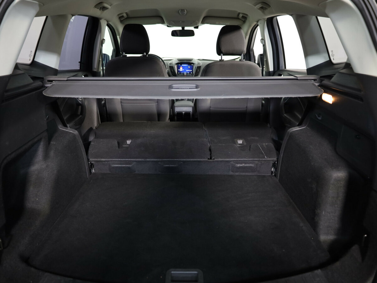 Купить Ford Kuga с пробегом. Фото: #16