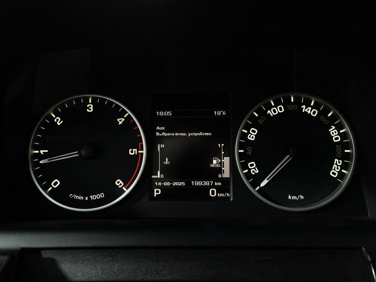 Купить Land Rover Discovery с пробегом. Фото: #11