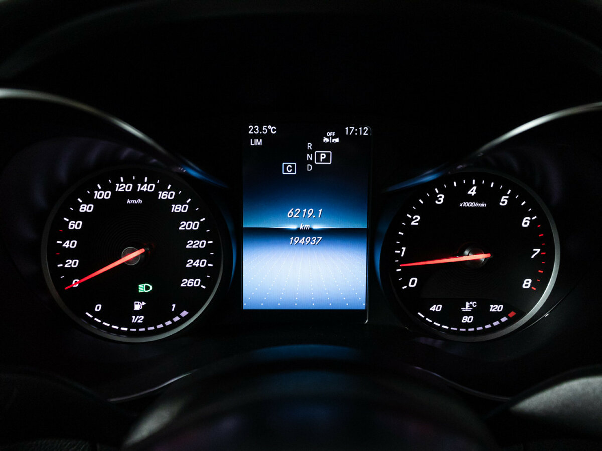 Купить Mercedes-Benz C-Класс с пробегом. Фото: #11