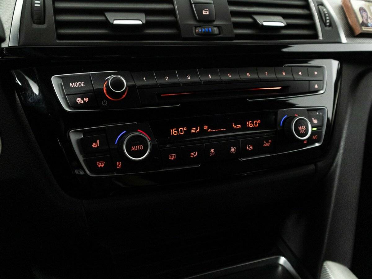 Купить BMW 3 серии с пробегом. Фото: #16