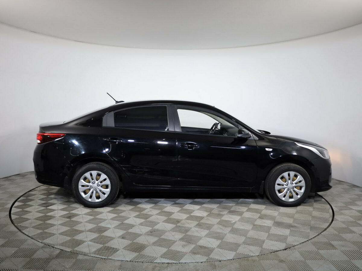 Купить Kia Rio с пробегом. Фото: #3