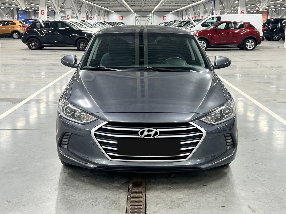Купить Hyundai Elantra с пробегом. Фото: #1