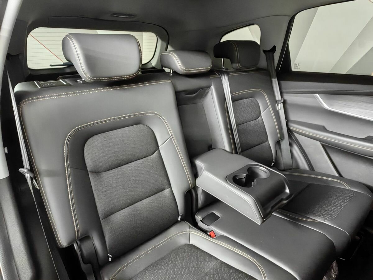 Купить Chery Tiggo 8 с пробегом. Фото: #10