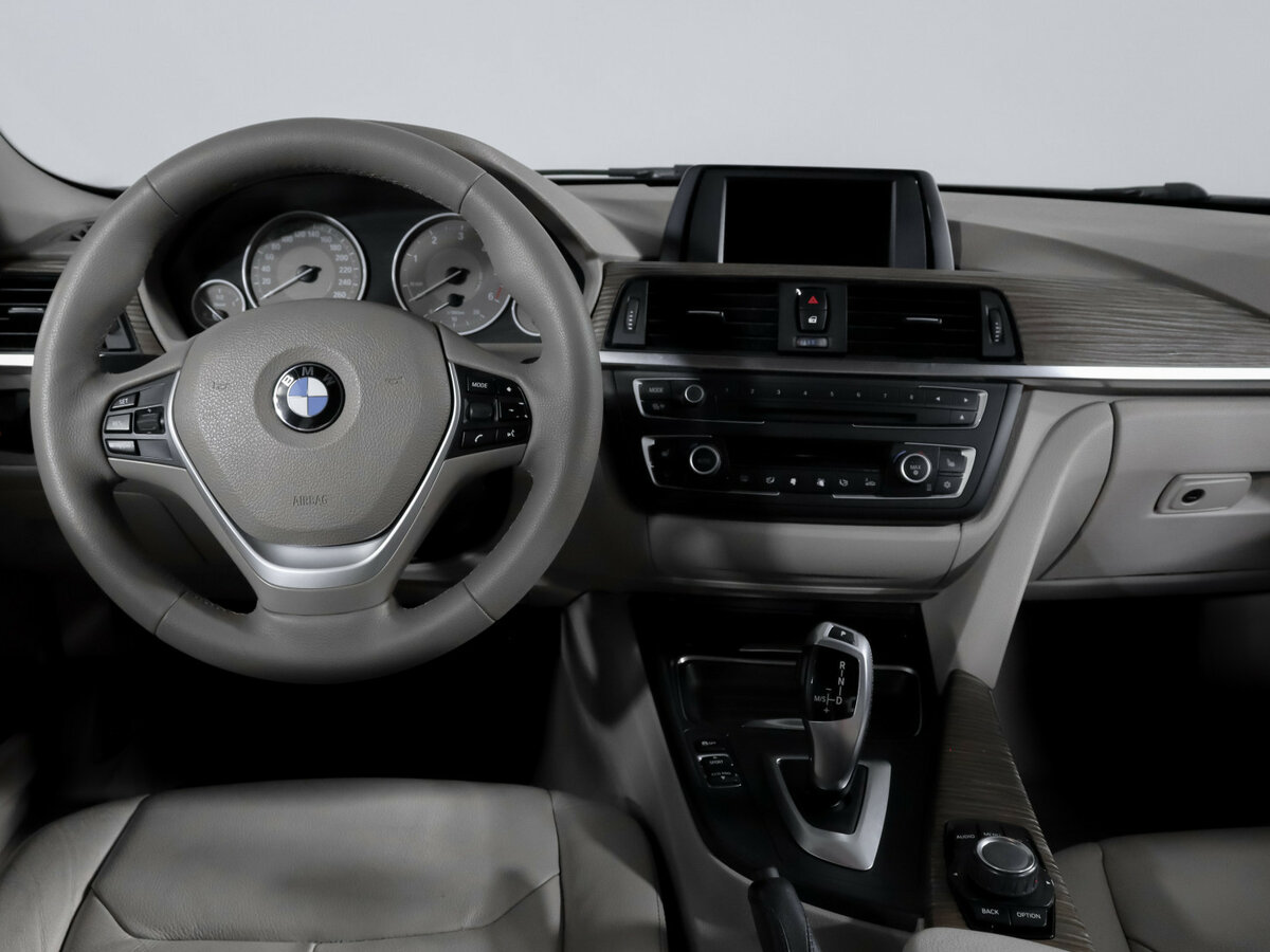 Купить BMW 3 серии с пробегом. Фото: #9