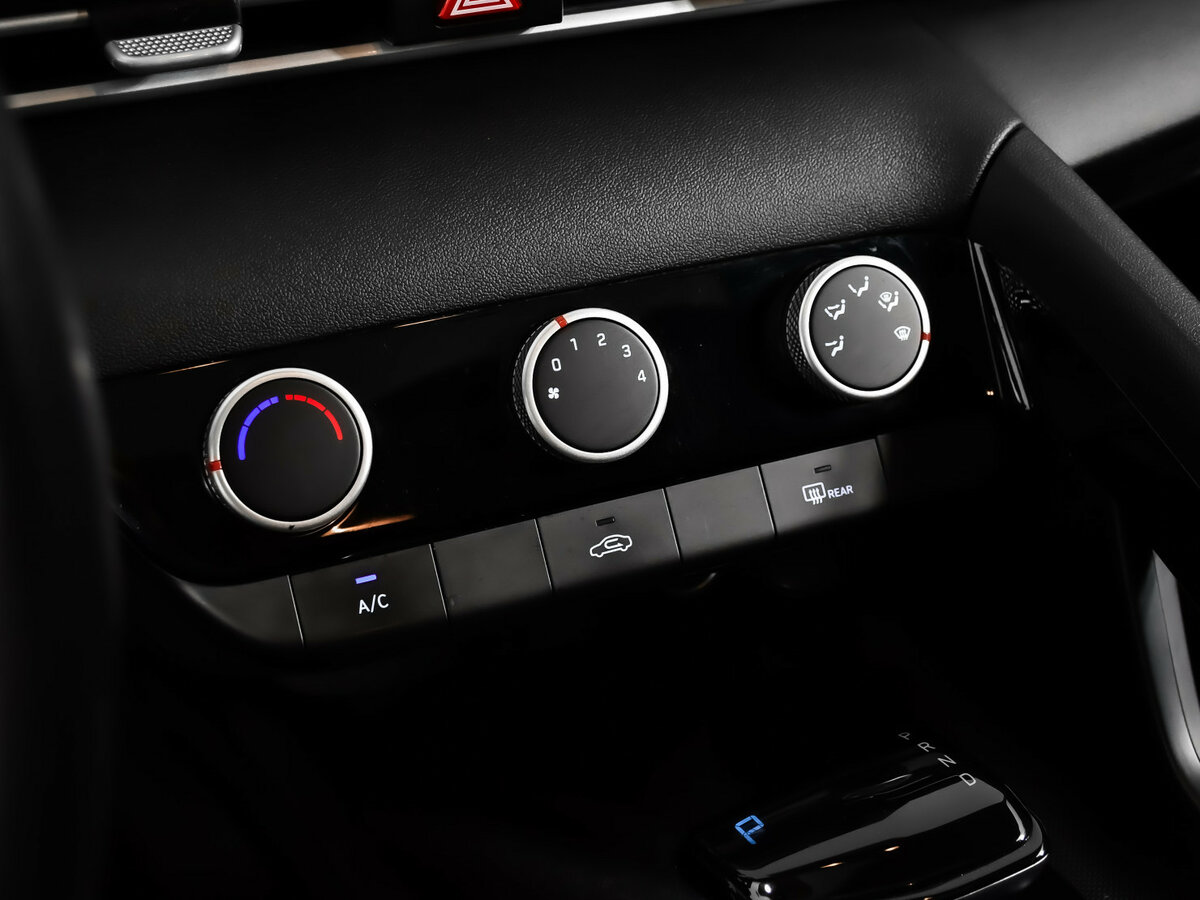 Купить Hyundai Elantra с пробегом. Фото: #15