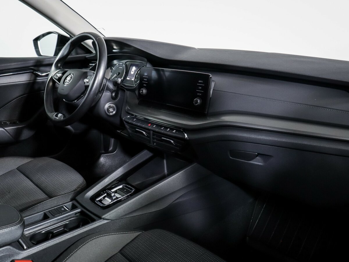 Купить Skoda Octavia с пробегом. Фото: #6