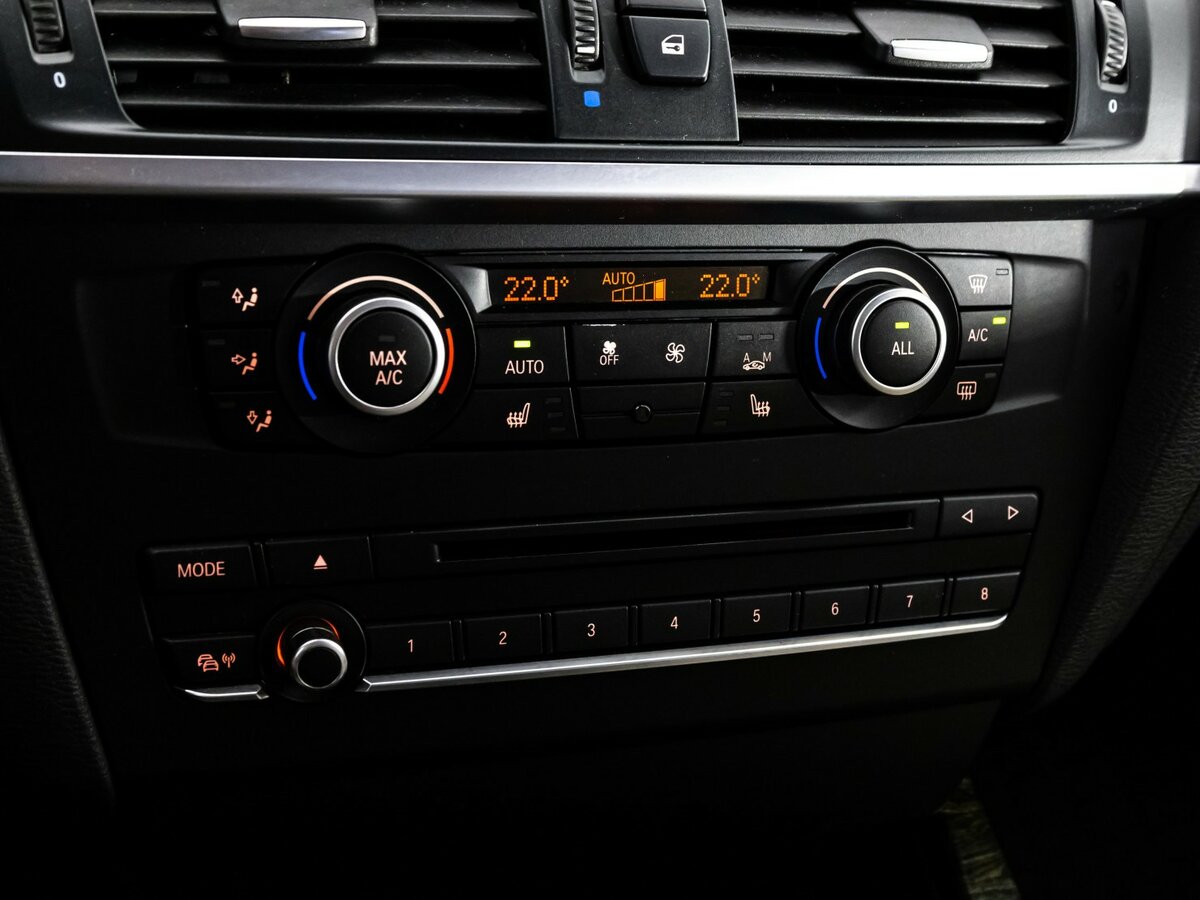 Купить BMW X3 с пробегом. Фото: #17