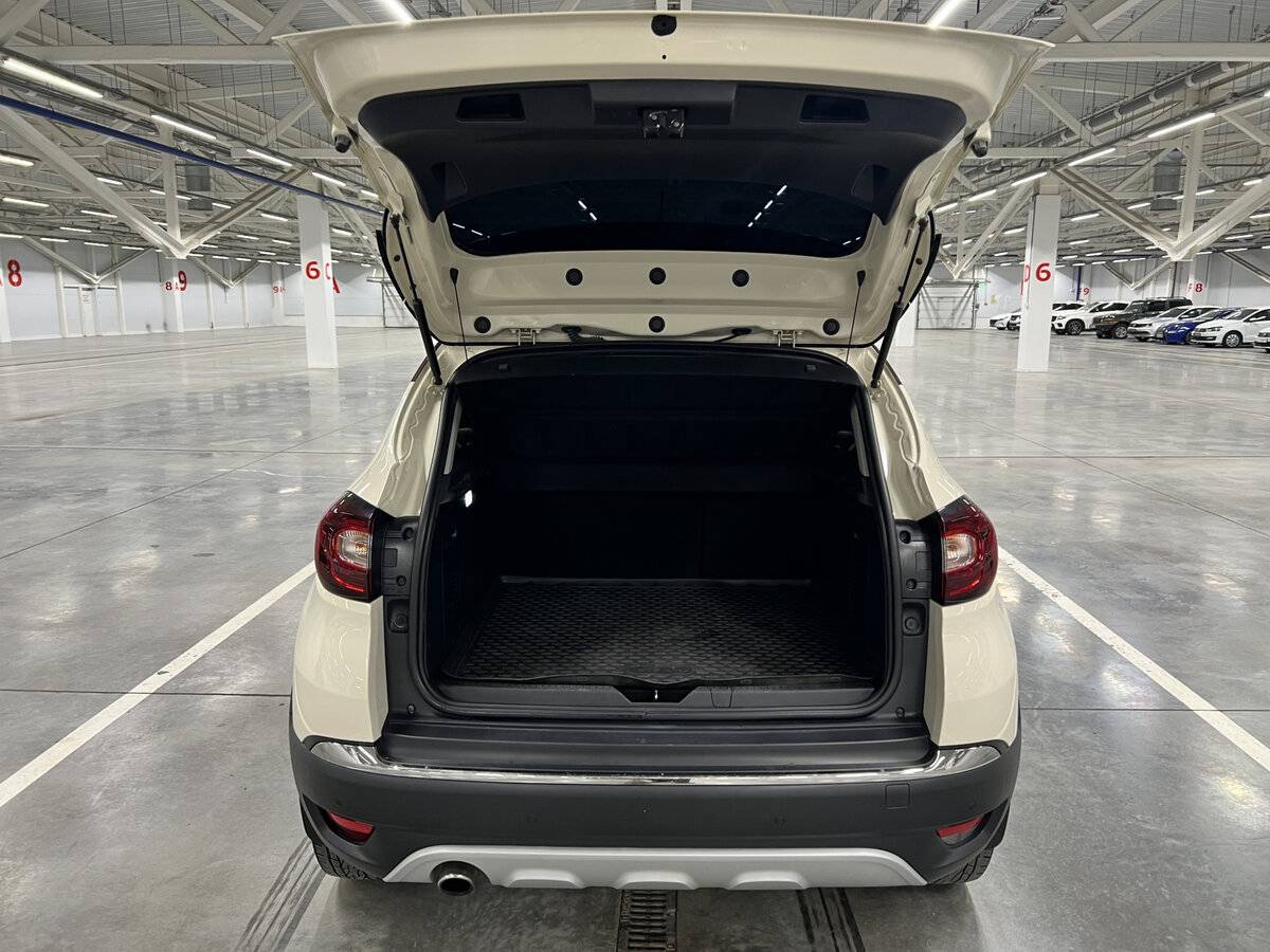 Купить Renault Kaptur с пробегом. Фото: #9