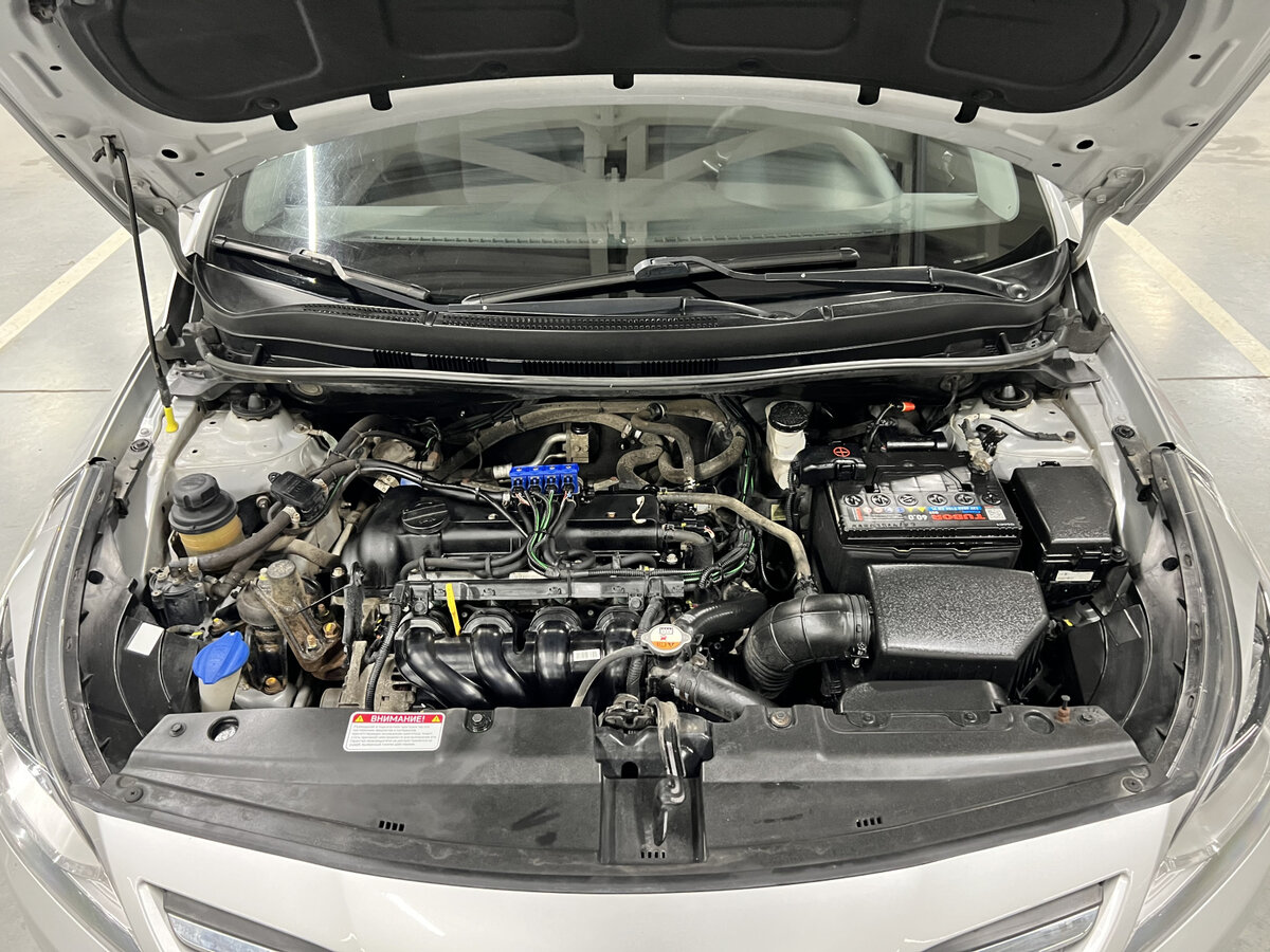 Купить Hyundai Solaris с пробегом. Фото: #8