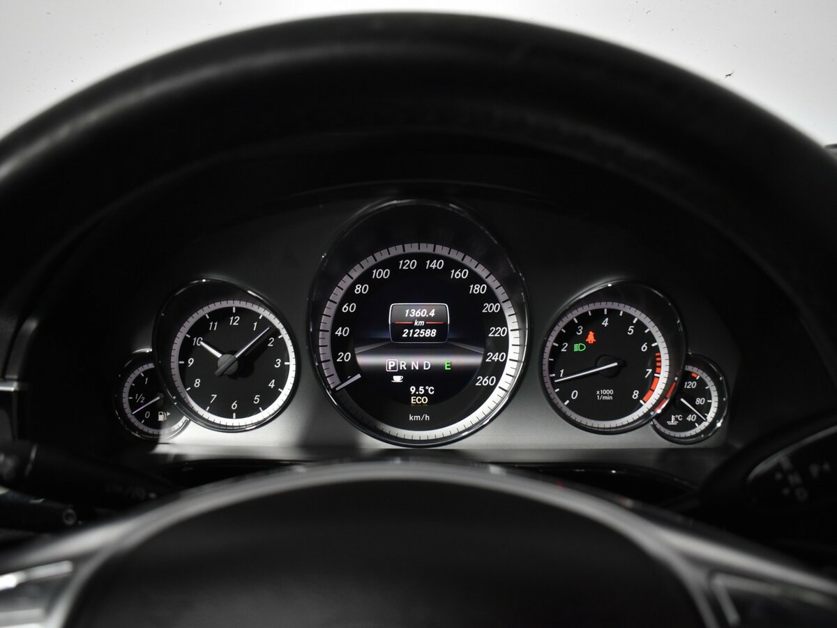 Купить Mercedes-Benz E-Класс с пробегом. Фото: #13