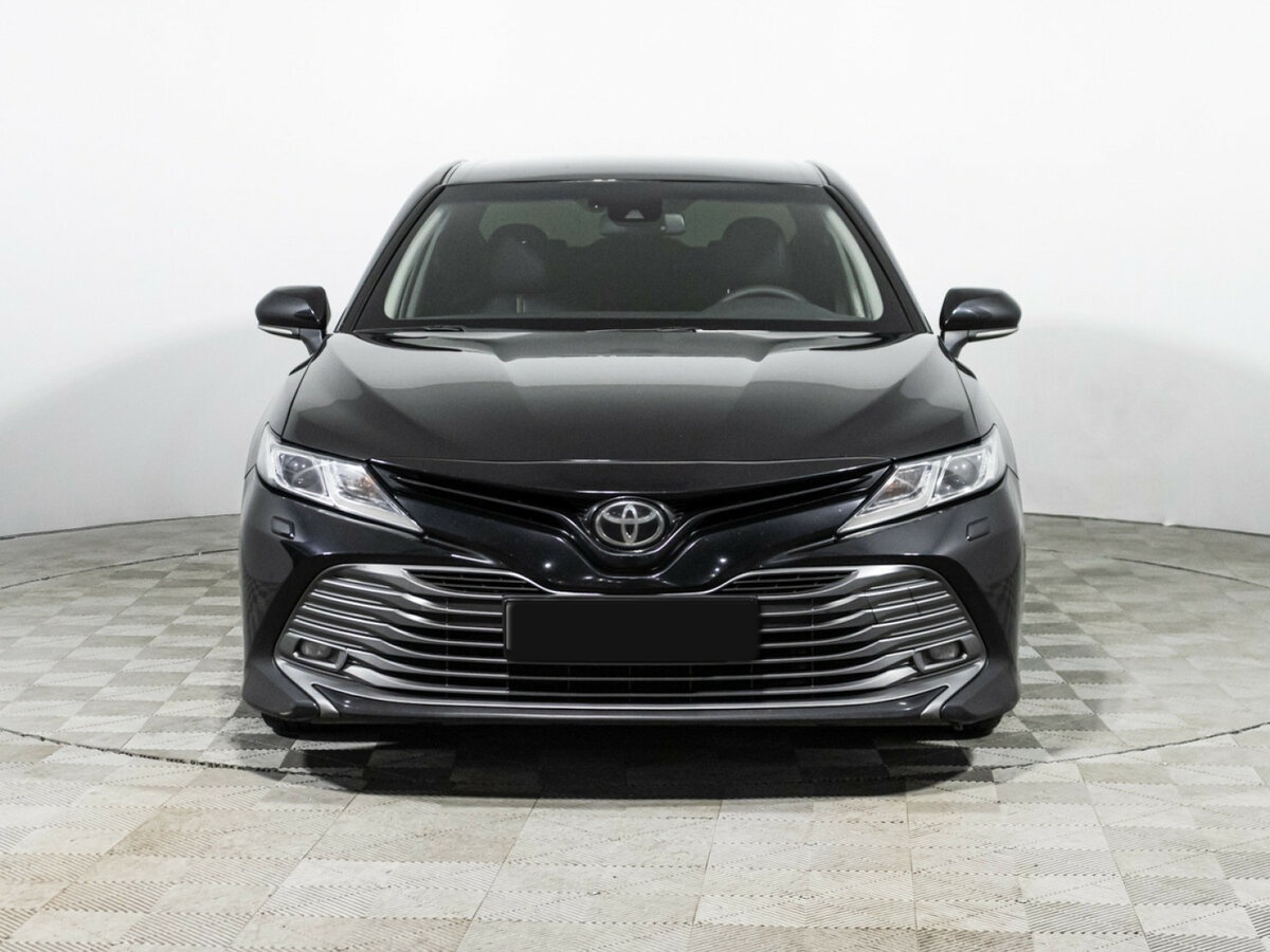 Купить Toyota Camry с пробегом. Фото: #1