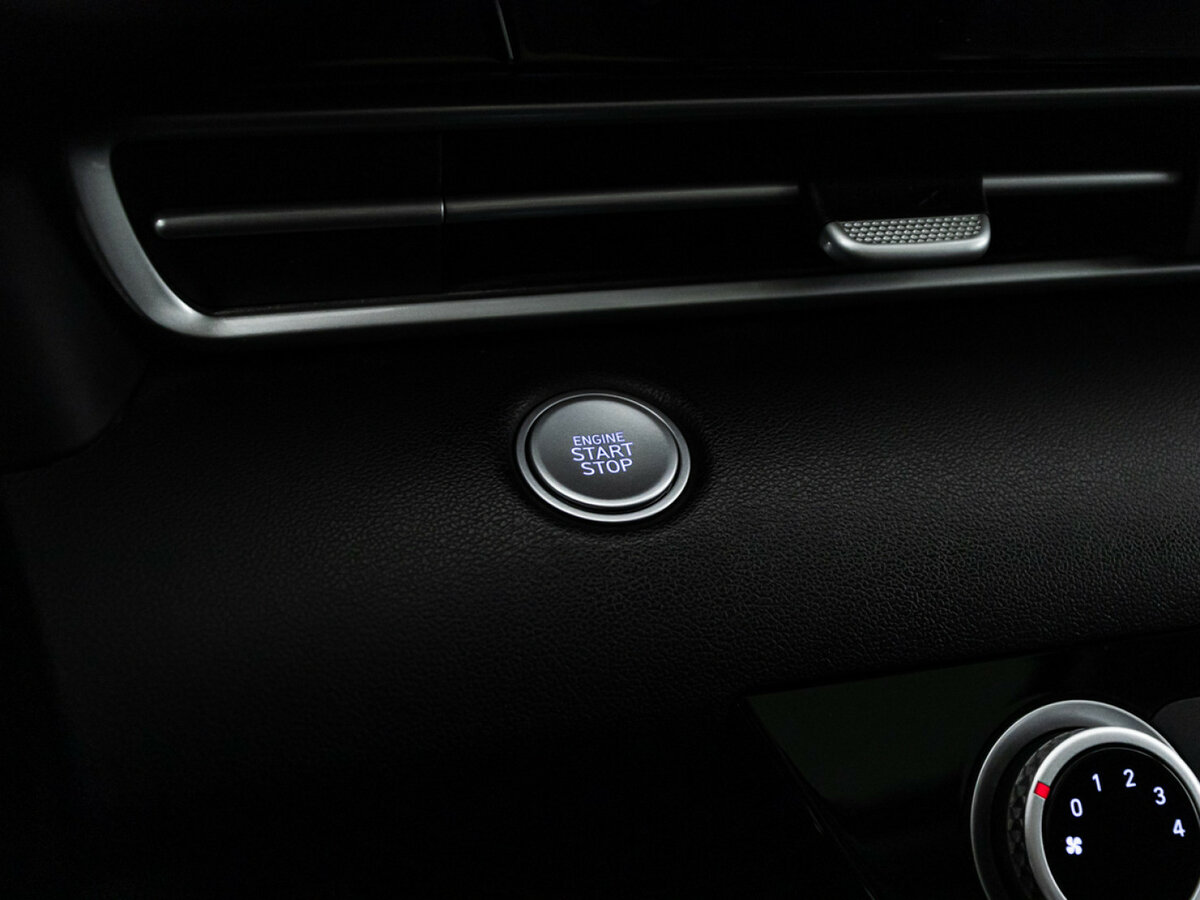 Купить Hyundai Elantra с пробегом. Фото: #16