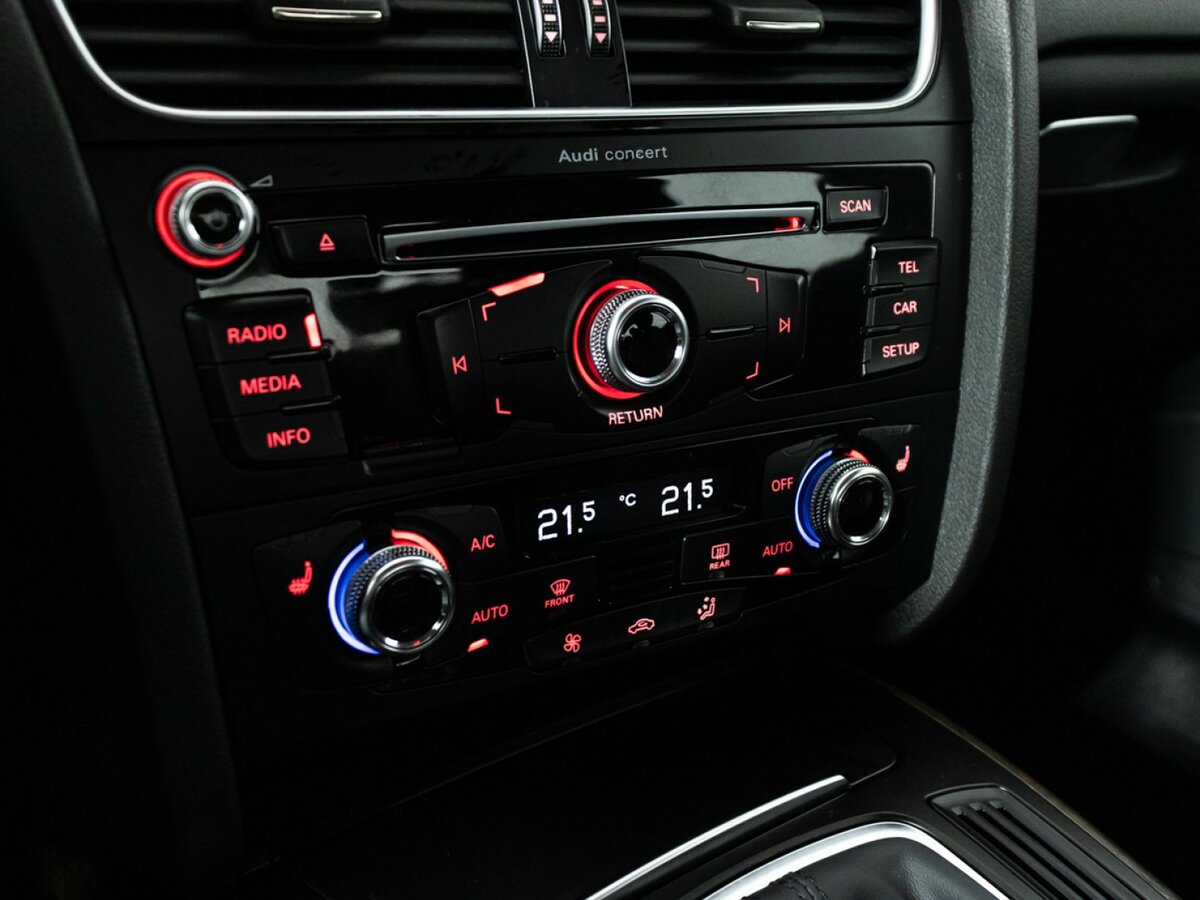 Купить Audi A4 с пробегом. Фото: #13