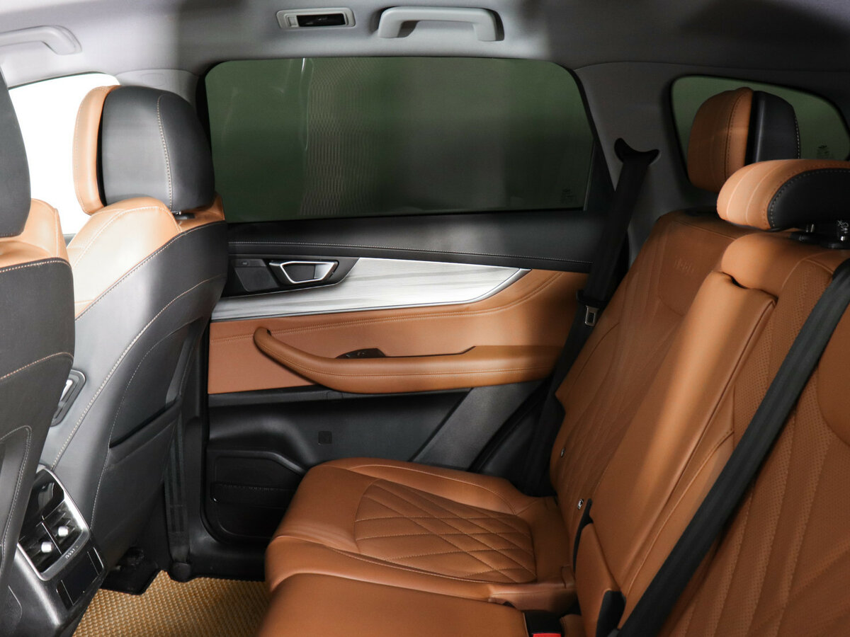 Купить Chery Tiggo 8 Pro Max с пробегом. Фото: #11