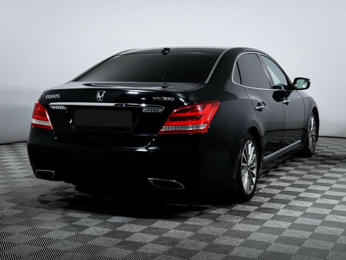 Купить Hyundai Equus с пробегом. Фото: #4