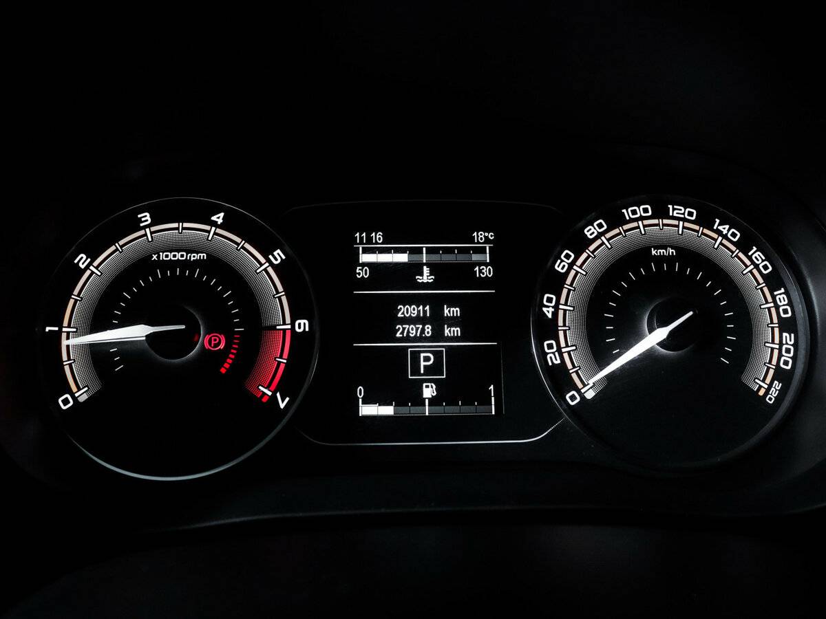 Купить Lada (ВАЗ) Vesta с пробегом. Фото: #8