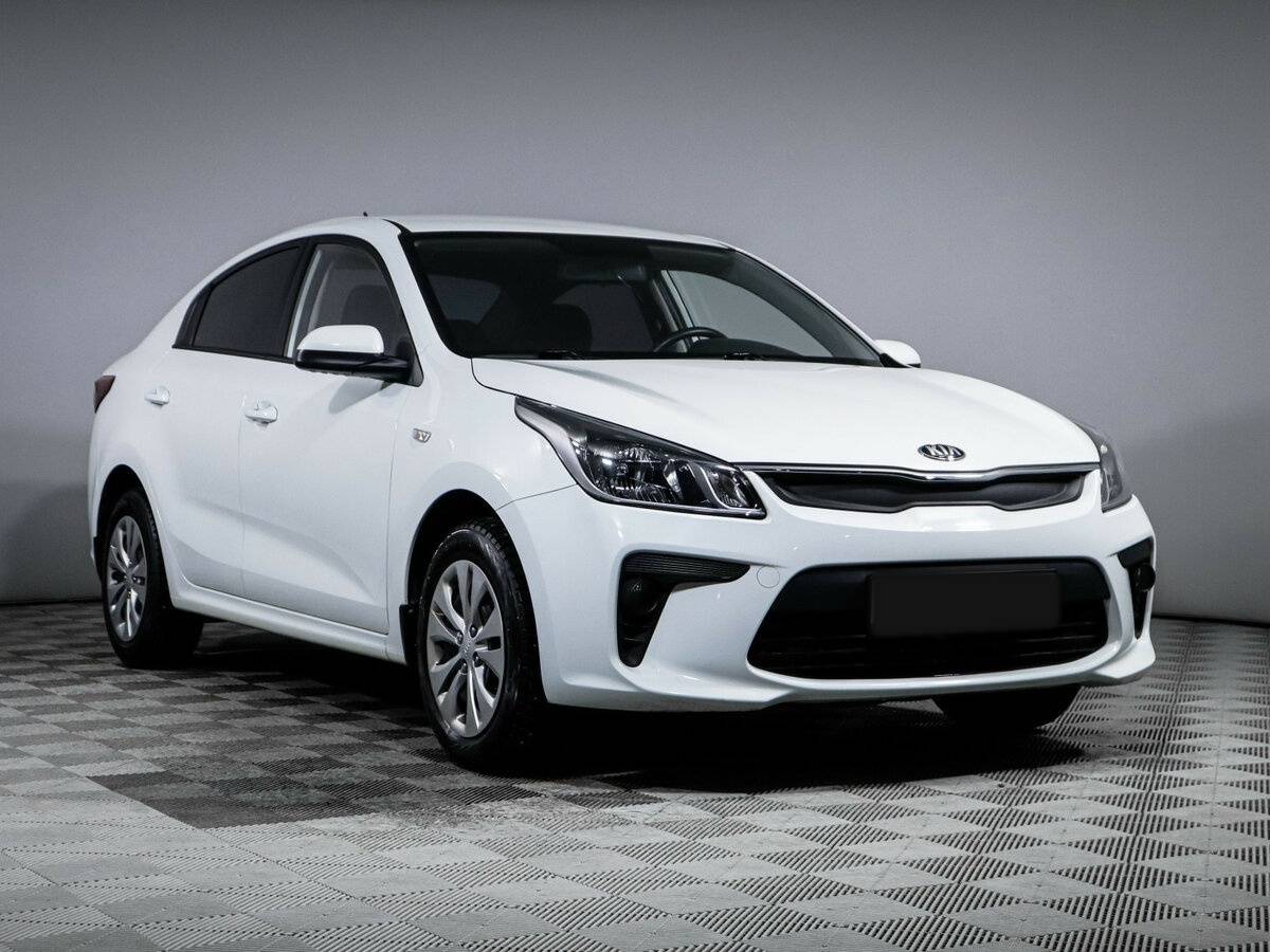 Купить Kia Rio с пробегом. Фото: #2