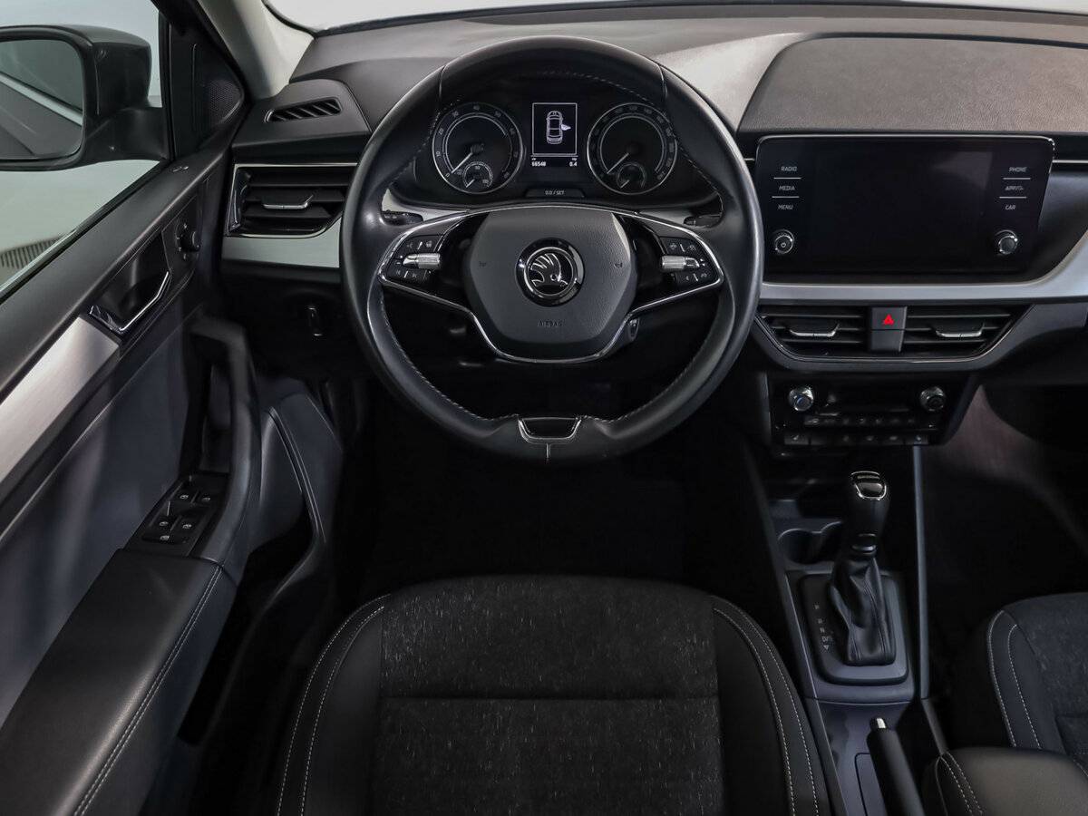 Купить Skoda Rapid с пробегом. Фото: #8