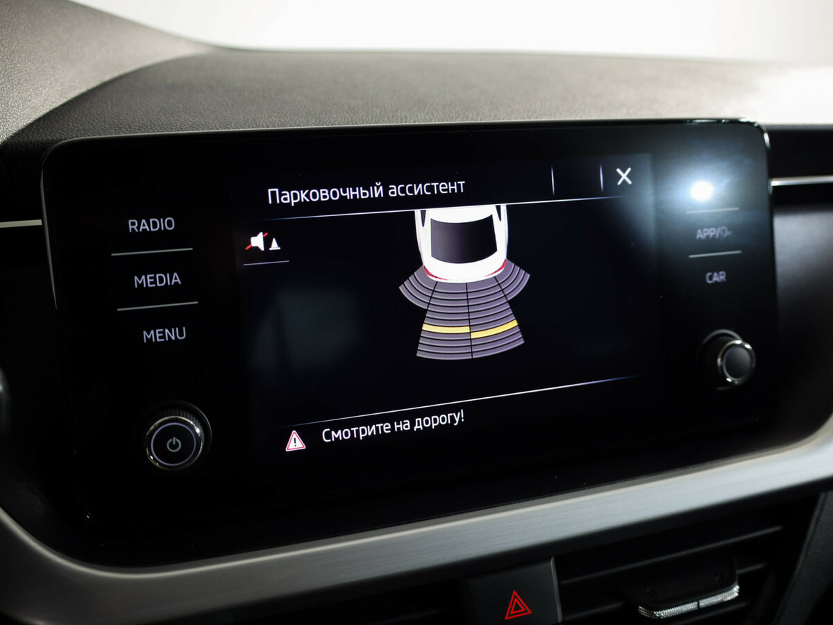 Купить Skoda Rapid с пробегом. Фото: #16