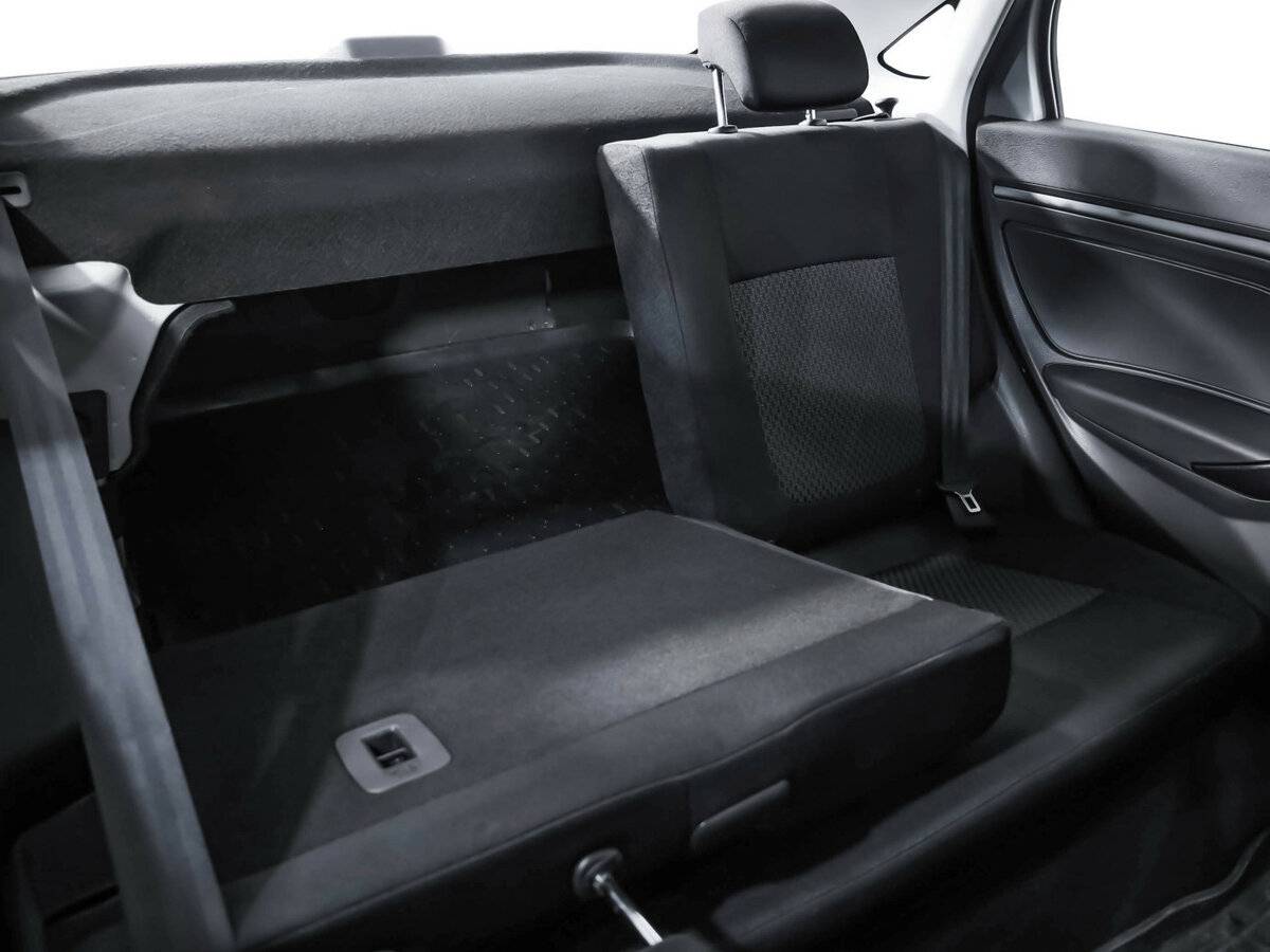 Купить Lada (ВАЗ) Vesta с пробегом. Фото: #19