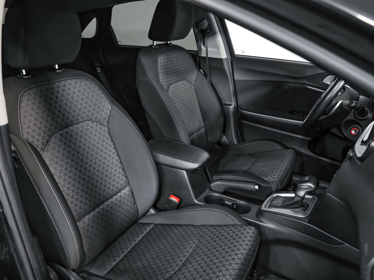 Купить Kia Ceed с пробегом. Фото: #18