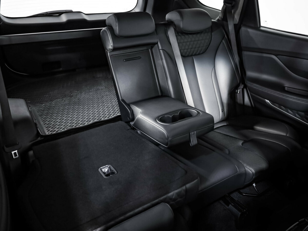 Купить Hyundai Santa Fe с пробегом. Фото: #26