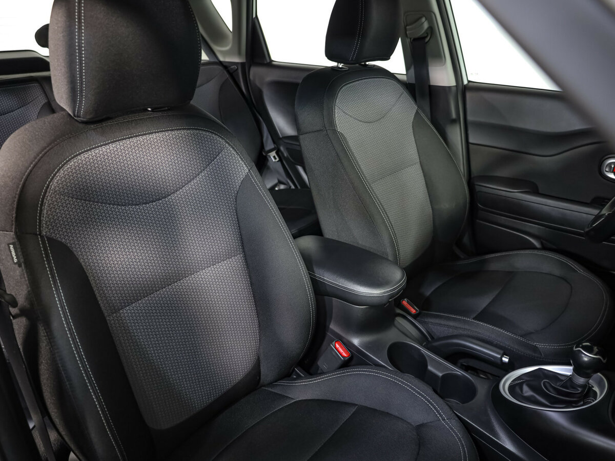 Купить Kia Soul с пробегом. Фото: #18