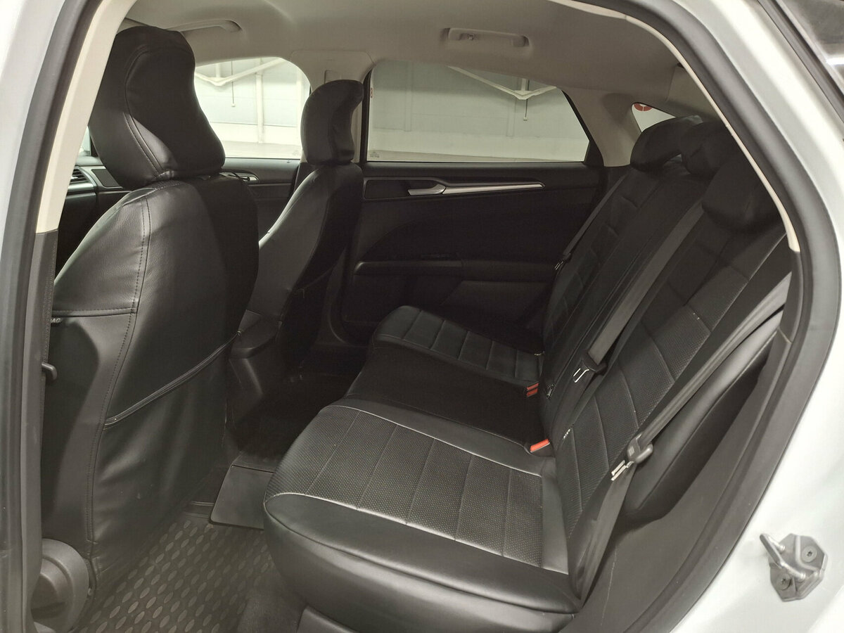 Купить Ford Mondeo с пробегом. Фото: #11