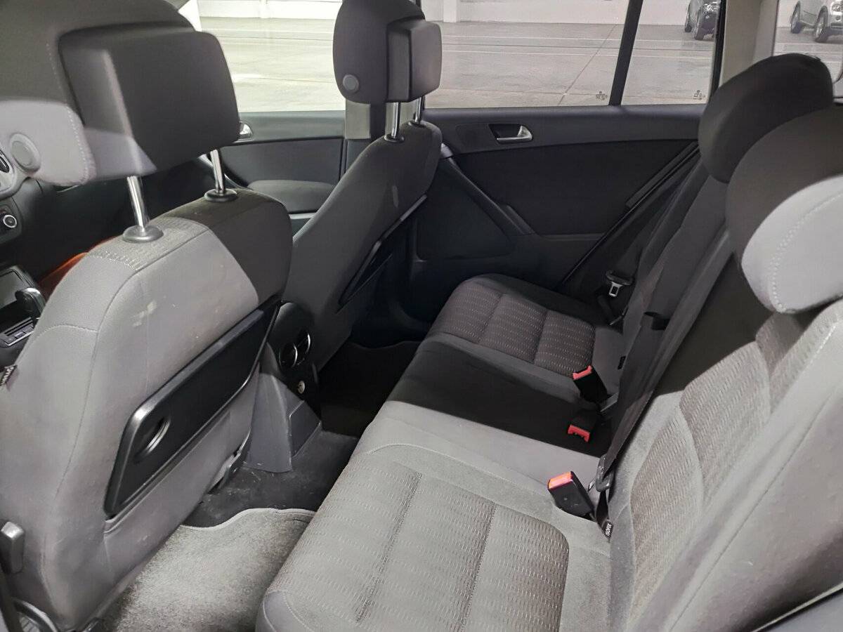Купить Volkswagen Tiguan с пробегом. Фото: #11