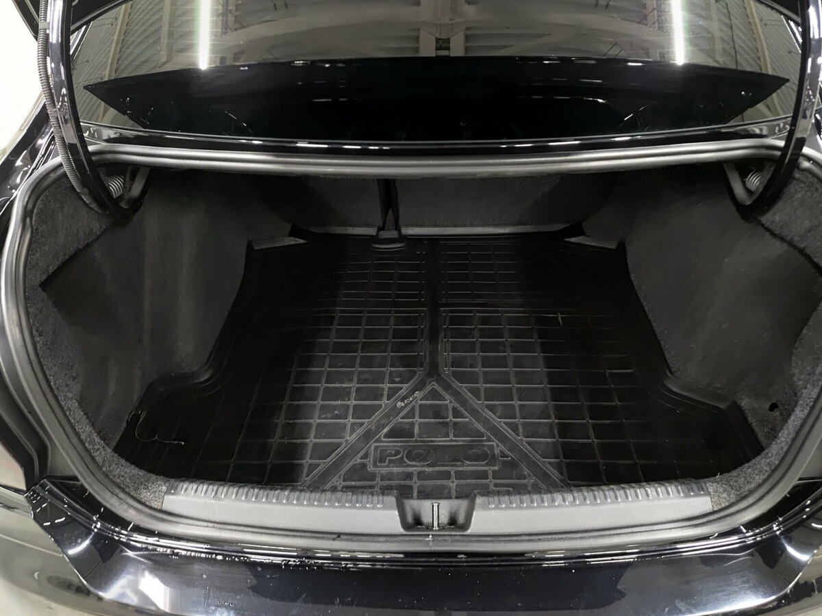 Купить Volkswagen Polo с пробегом. Фото: #8