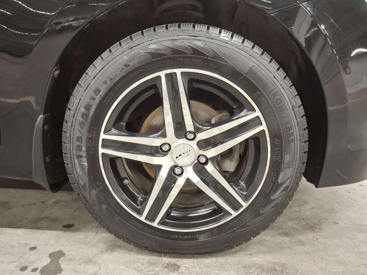 Купить Hyundai Solaris с пробегом. Фото: #17