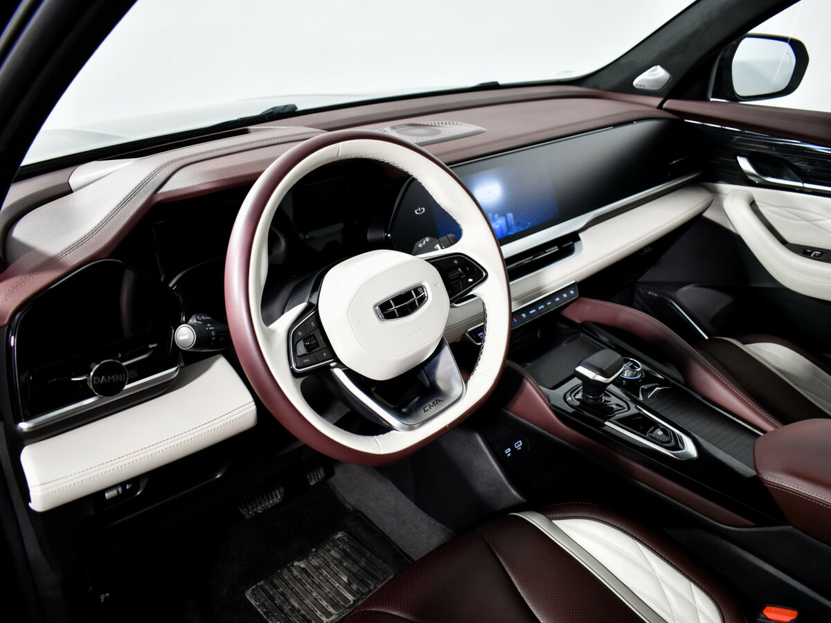 Купить Geely Monjaro с пробегом. Фото: #6