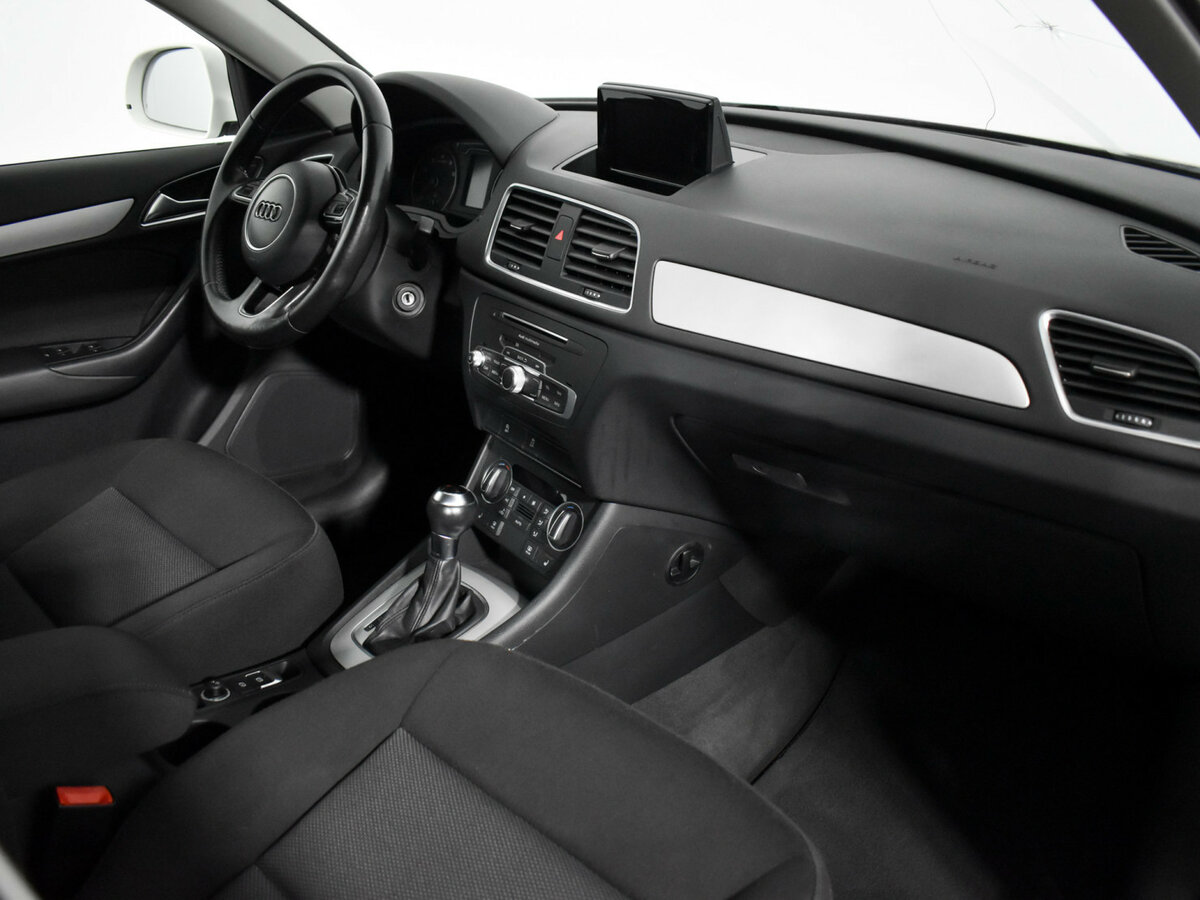 Купить Audi Q3 с пробегом. Фото: #10