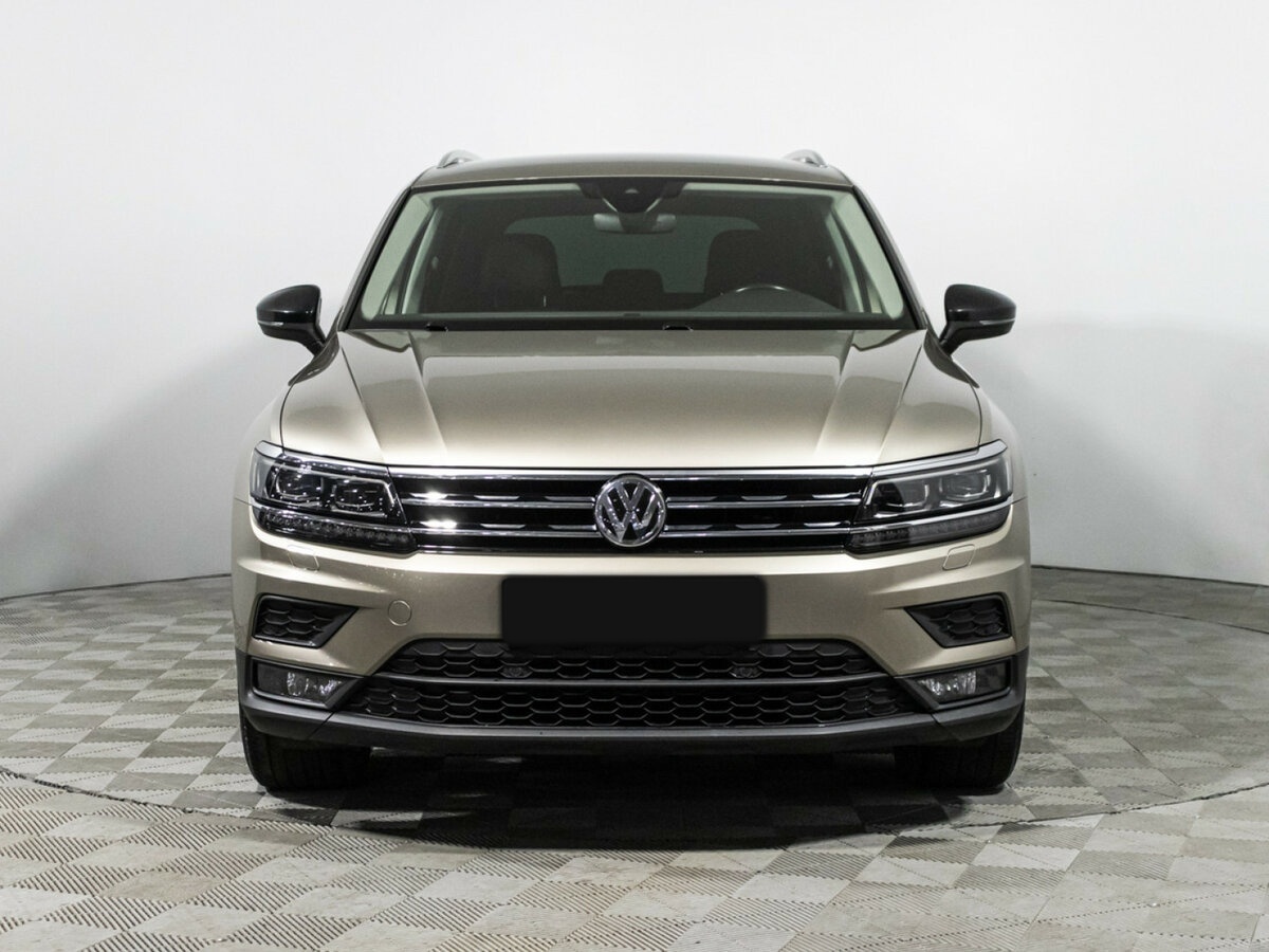 Купить Volkswagen Tiguan с пробегом. Фото: #2