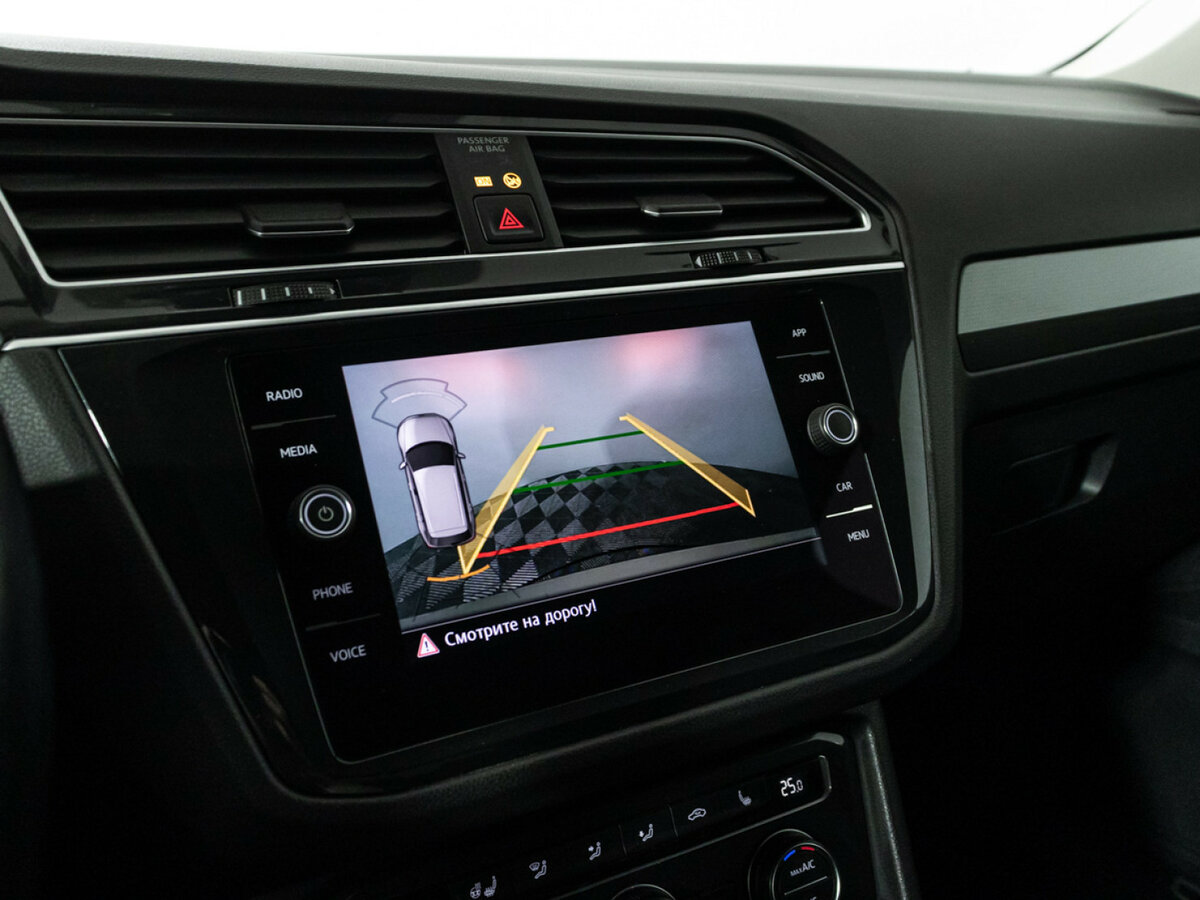 Купить Volkswagen Tiguan с пробегом. Фото: #13