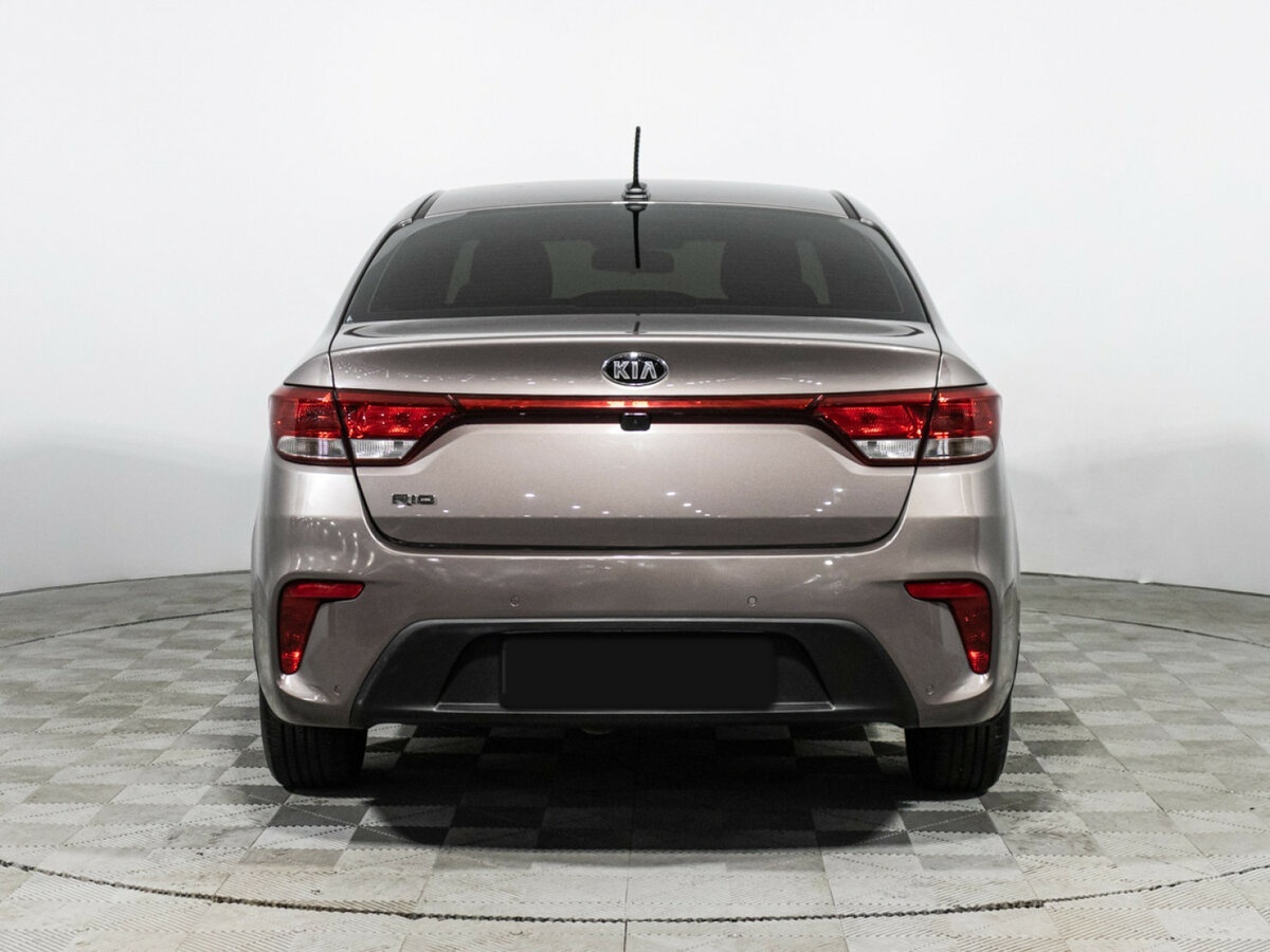 Купить Kia Rio с пробегом. Фото: #5