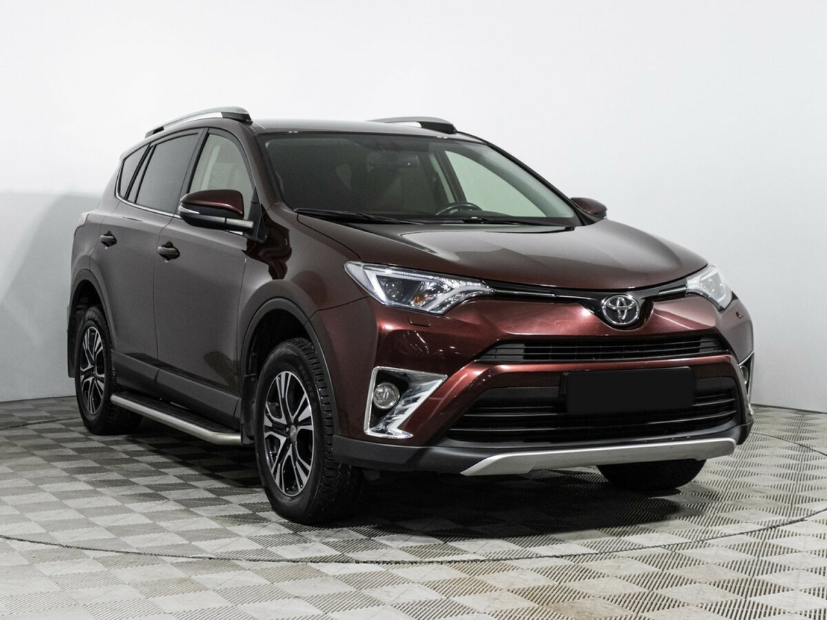 Купить Toyota RAV4 с пробегом. Фото: #2